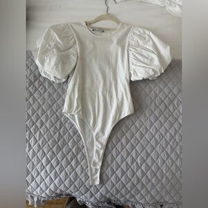 Zara White Puff Sleeve Bodysuit